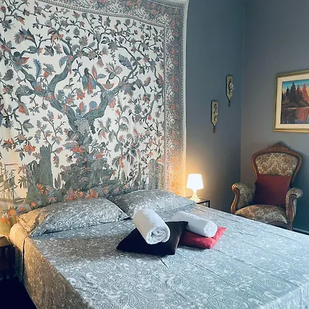 Gastaldi - Old Style Oda ve Kahvaltı Cenova